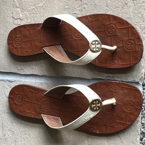 Tory Burch Thora Size 9